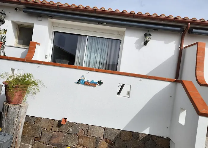 Iloghe Di Marras Гостевой дом 3*