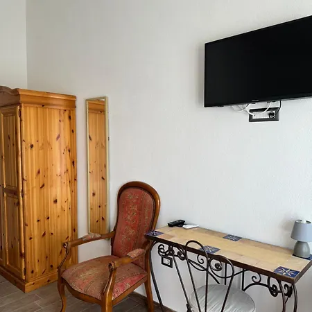 Konukevi Iloghe Di Marras 3*