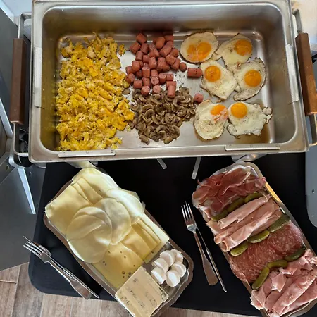 Gasthuis Iloghe Di Marras 3*