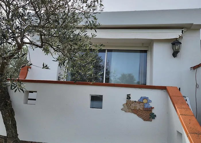 Iloghe Di Marras دورغالي