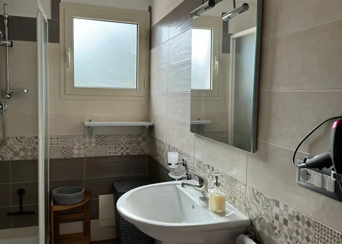 Iloghe Di Marras بيت ضيافة